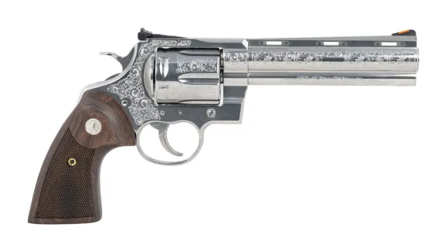 Colt Anaconda 44 Mag 6 In 6-Rounds Stainless Walnut Grip - Colt - 44 Mag