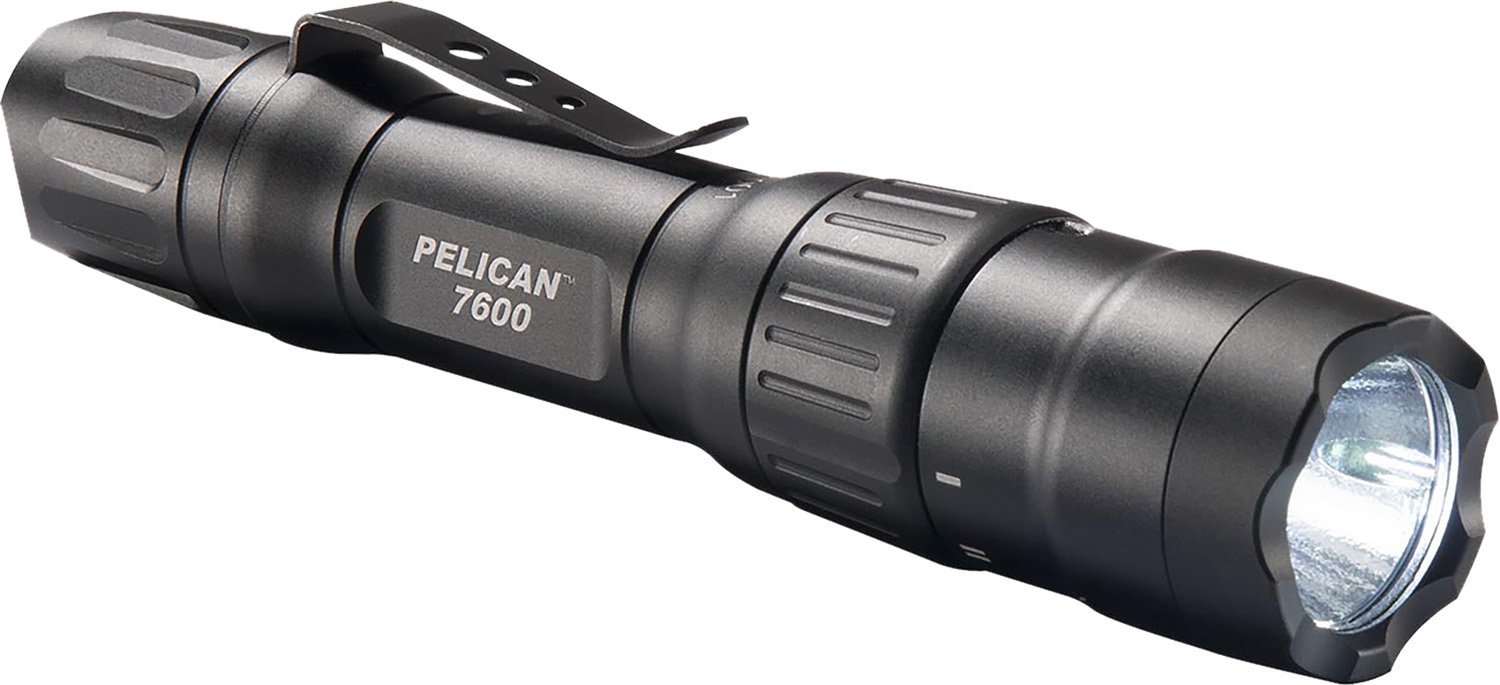 Pelican 7600 Tactical Flashlight 900 Lumens USB Rechargeable Black - PELICAN - 37/479/944 LUMENS