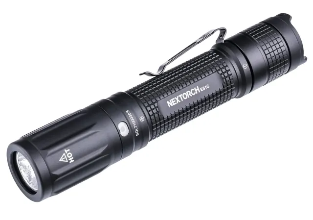 Nextorch Everyday Carry LED Flashlight Black 1600 lumens - NEXTORCH - 1600 LUMENS