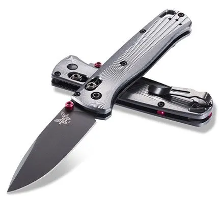 Benchmade 535BK-4 Bugout 3.2" M390, Textured Aluminum, Maroon Thumbstuds