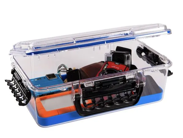Plano GUIDE SERIES 3700 WATERPROOF CASE - Plano Molding Company