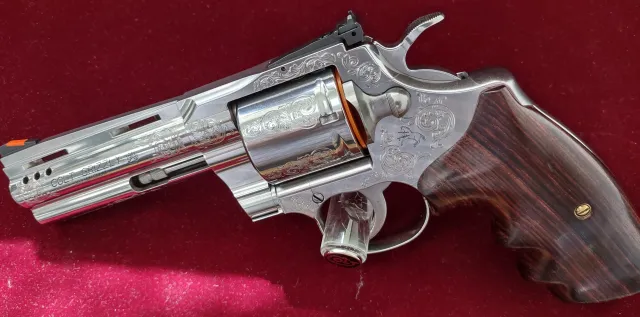 Buy CLT CUSTOM SHOP GRIZZLY 44MAG online