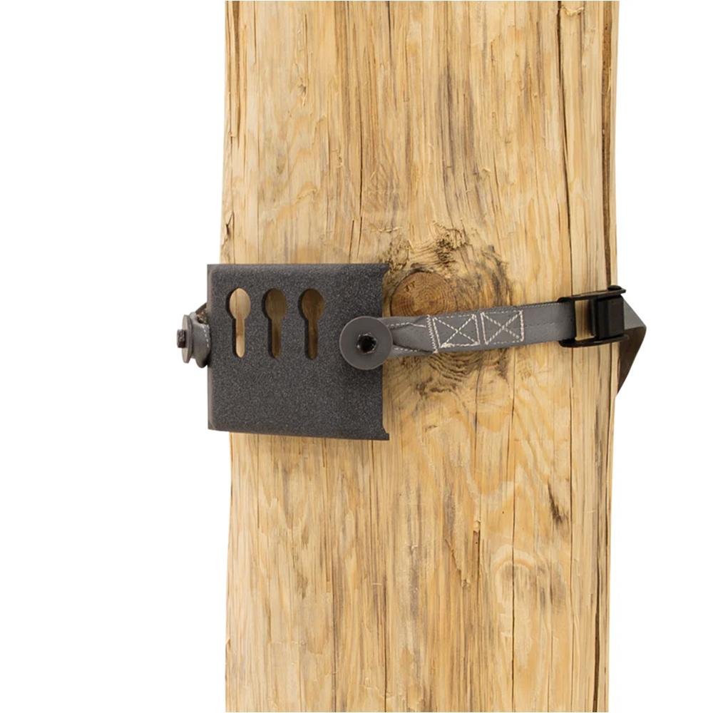 Rivers Edge Next Level Treestand Bracket - Ardisam (River's Edge/ Barronett Blinds)