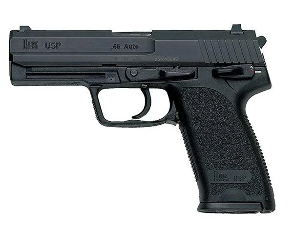 HK 81000315 USP40 .40cal V1 Pistol: Double-Action/Single-Action, Safety/Decocking Lever, 3x 13-Round Magazines, Night Sights, 4.25" Barrel, Black Finish