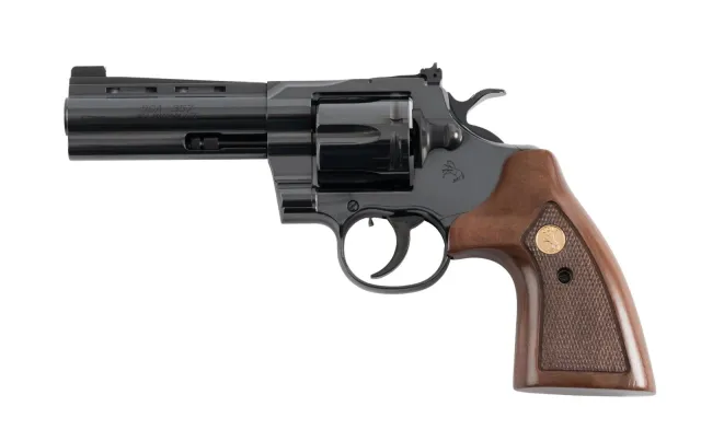 Colt BOA-BP4WBB Boa 357 Magnum | 38 Special 4.25" Polished Blued Revolver