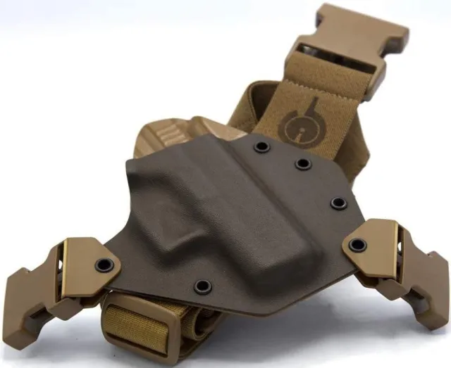 GUNFIGHTERS G17TLR7 221 Glock 17 22 31 Chest Holster Right Hand