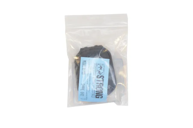 Strong Leather Badge Holder Vertical Leather Belt Clip Black - Strong Leather for sale at Smoke Wagon Firearms