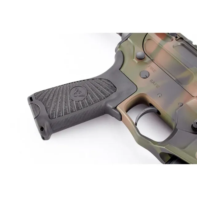 Wilson Combat Gunfighter Grip AR-15 Starburst Black Polymer - View 2