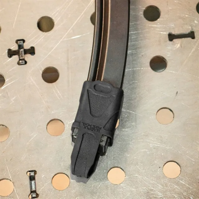 Magpul Original 9mm Subgun Magazine Assist Black 3-Pack MAG003-BLK - View 3