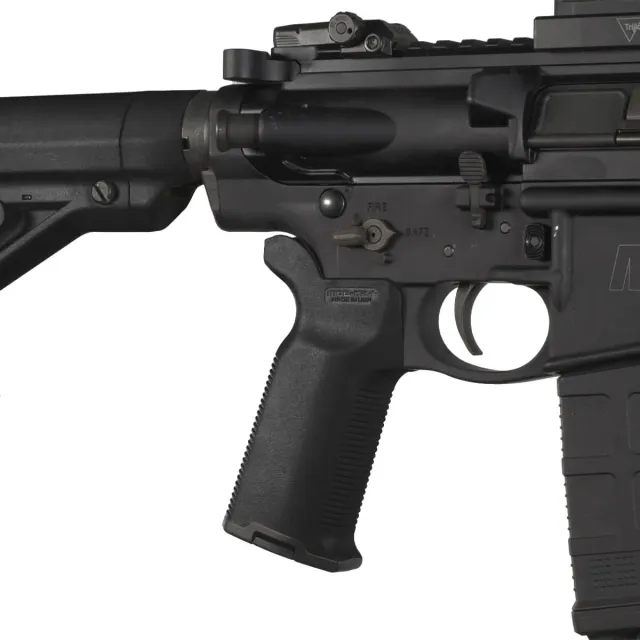 Magpul MAG532-BLK MOE-K2+ AR-15/M4 Pistol Grip Black Rubber Overmolded - View 2