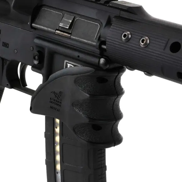 FAB Defense FX-MWG Mag-Well Grip 5.56x45mm NATO AR-15 M16 Black - View 2