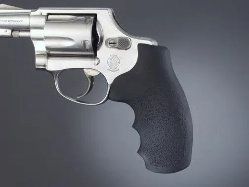 Hogue 60000 OverMolded Monogrip Black Rubber for S&W J Frame Round Butt - View 2