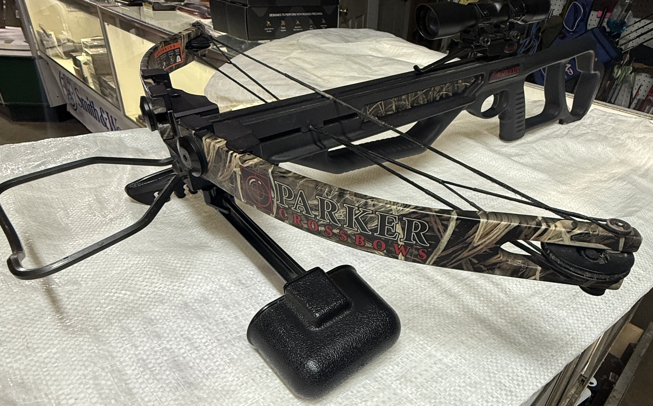 Pre-Owned Parker BushWacker 150 Crossbow with Scope & Quiver **IN STORE ONLY**