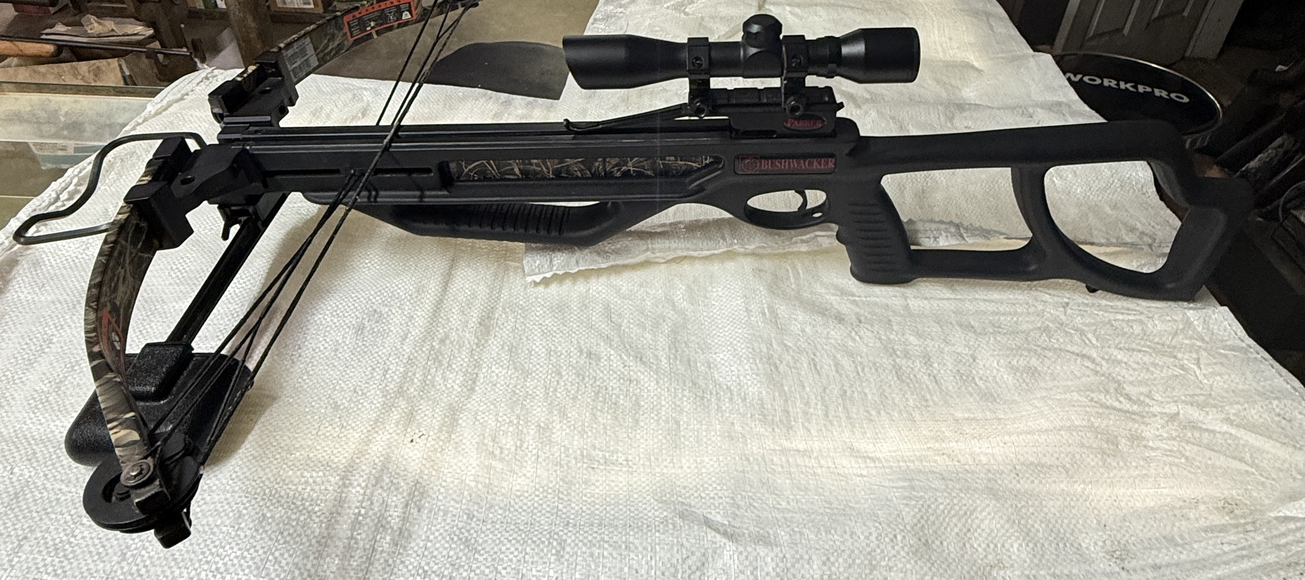 Pre-Owned Parker BushWacker 150 Crossbow with Scope & Quiver **IN STORE ONLY** - View 3