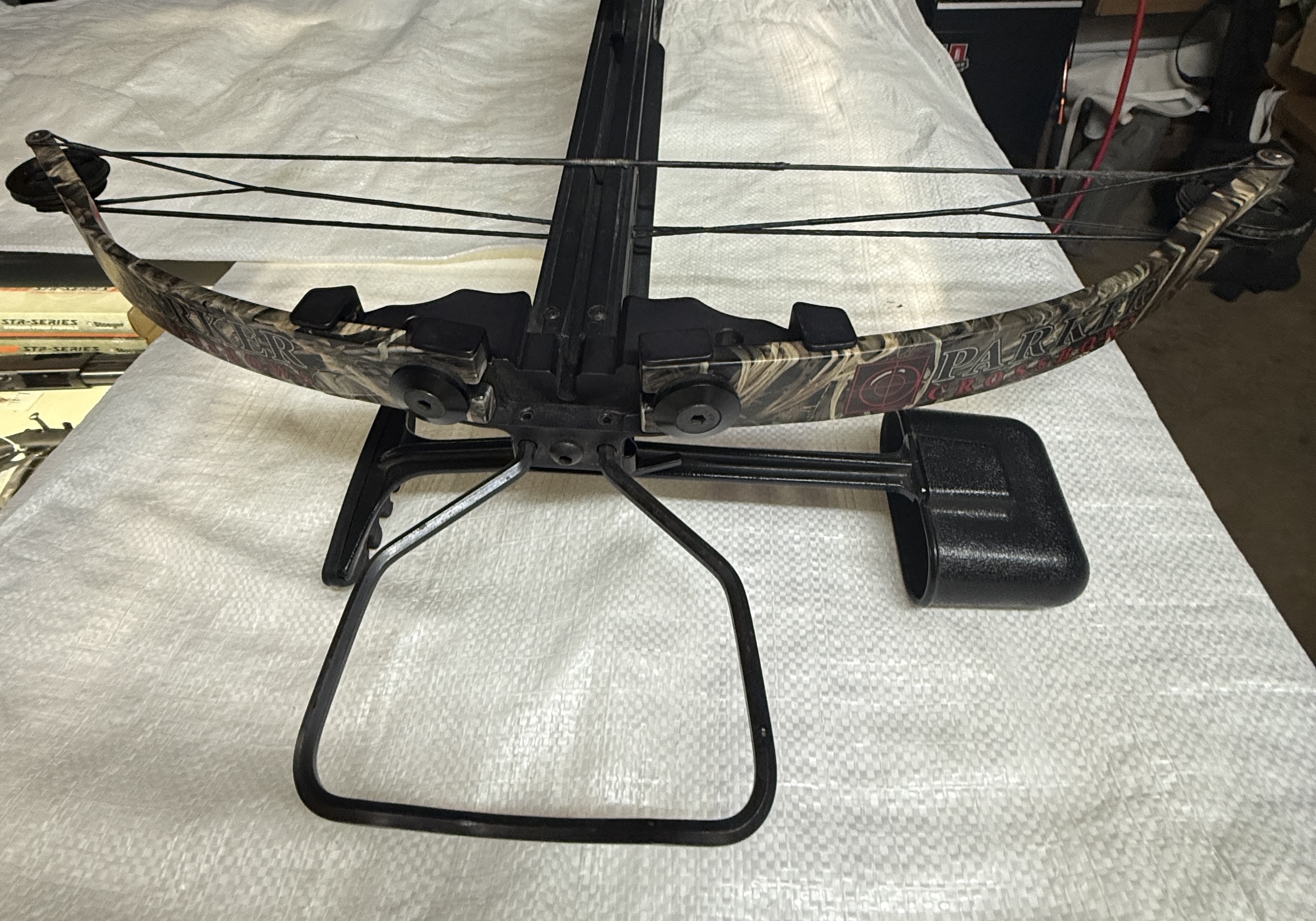 Pre-Owned Parker BushWacker 150 Crossbow with Scope & Quiver **IN STORE ONLY** - View 5
